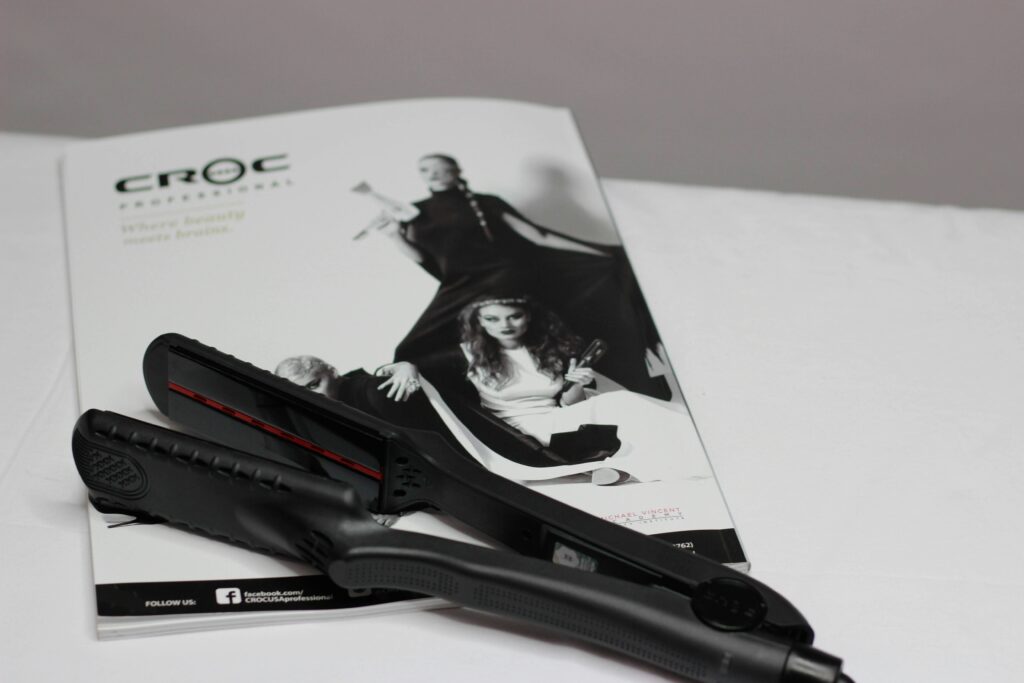 Flat Irons / Hair Straighteners: Tourmaline vs. Titanium vs. Ceramic Plates